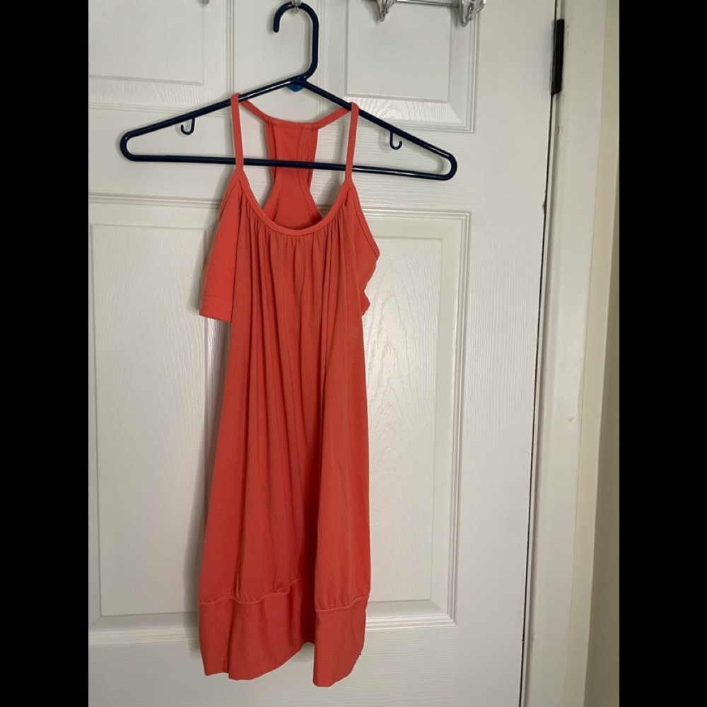 Lululemon ‘No Limits tank’